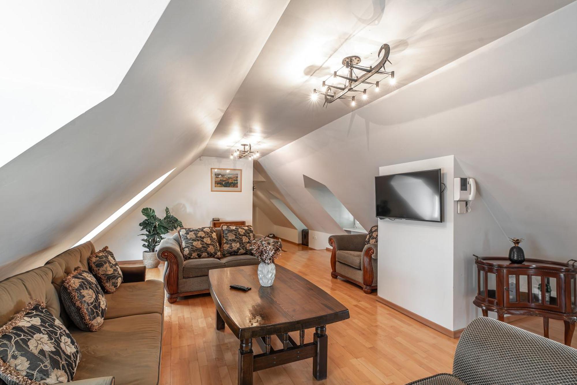 Airhome - Old Dominican Monastery Tallinn Bagian luar foto