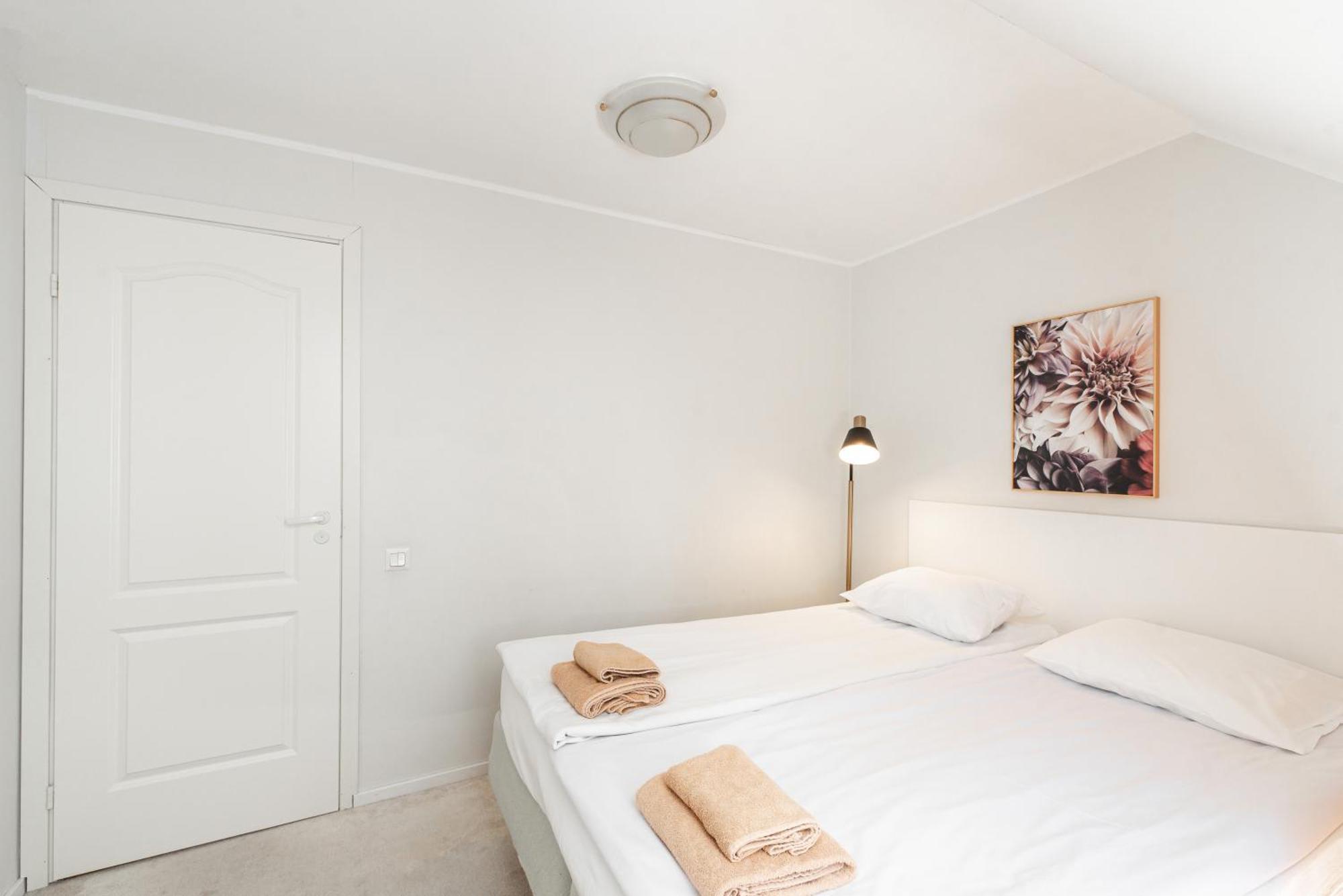 Airhome - Old Dominican Monastery Tallinn Bagian luar foto