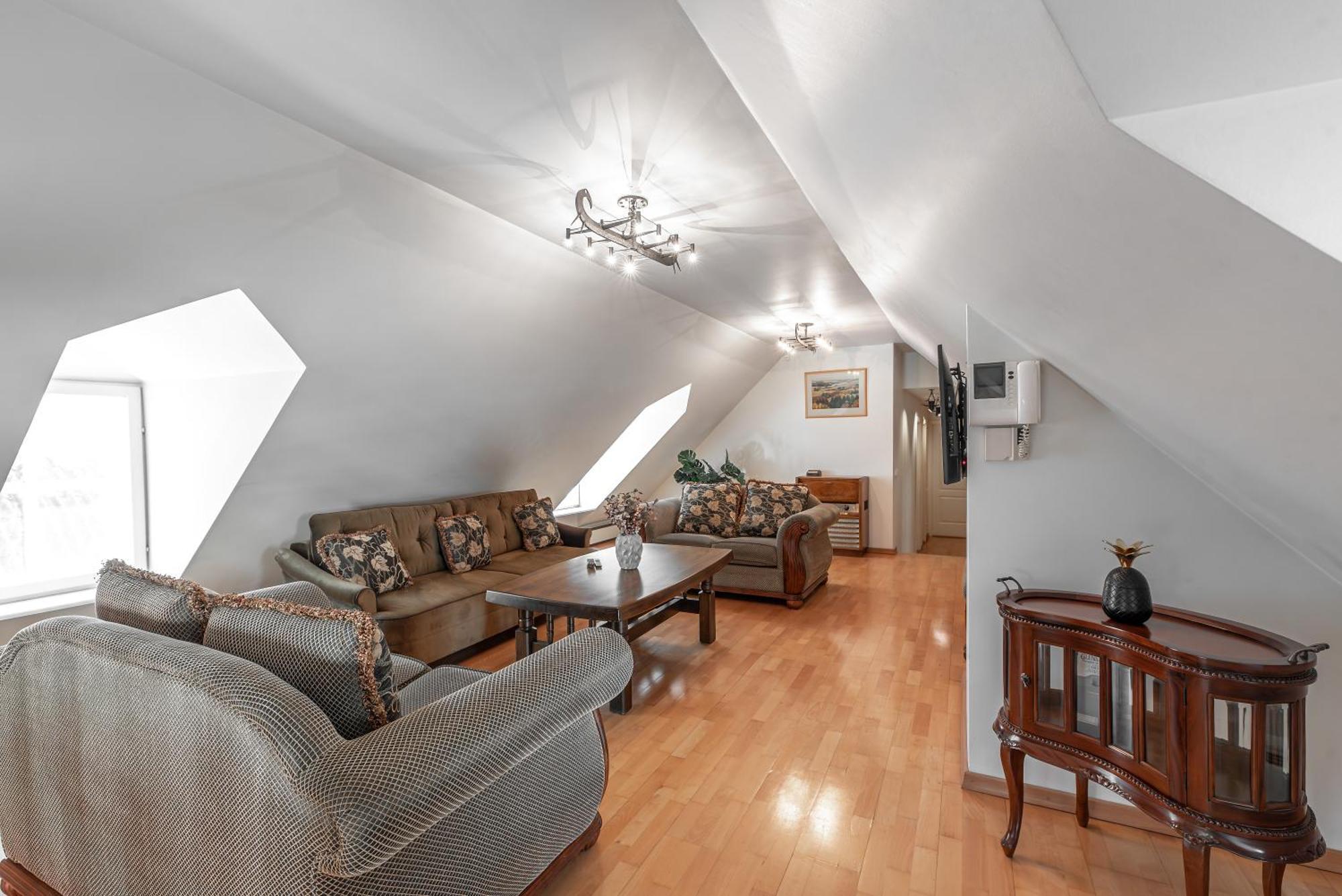 Airhome - Old Dominican Monastery Tallinn Bagian luar foto