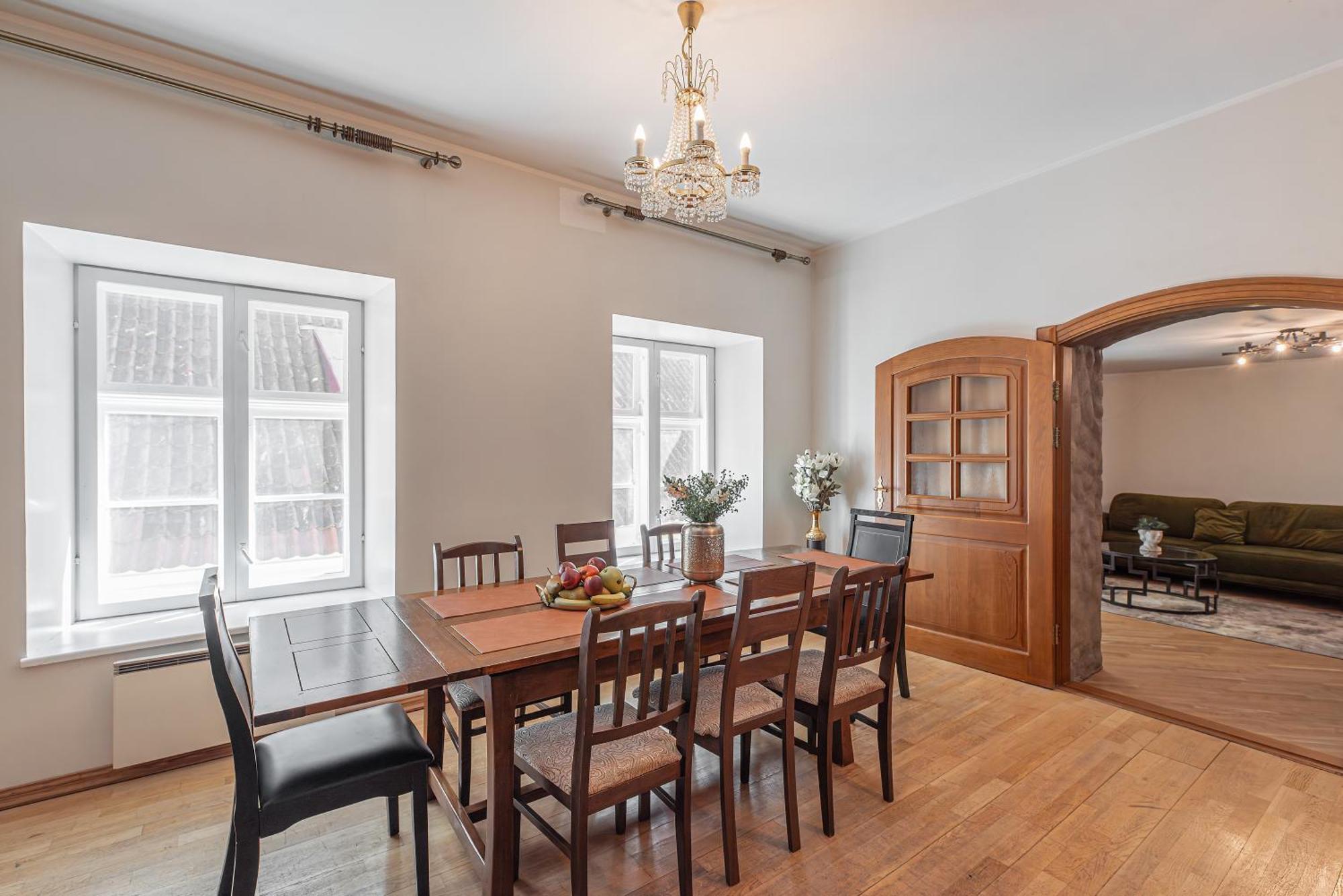 Airhome - Old Dominican Monastery Tallinn Bagian luar foto